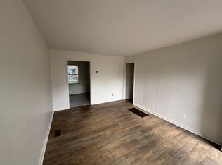 1039 S Laura Ave #B, Wichita, KS 67211