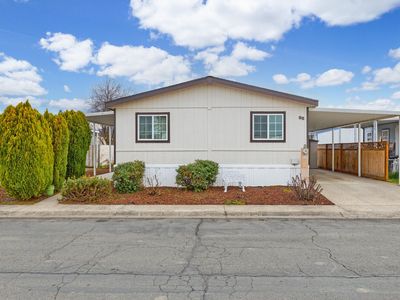 1570 S Peach St SPACE 96, Medford, OR, 97501
