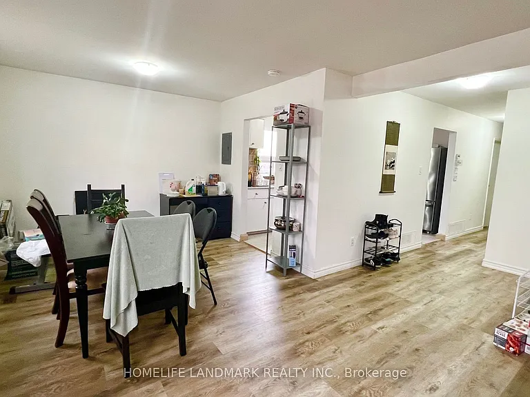 81 United Sq #MAIN FLOOR — Photo 2