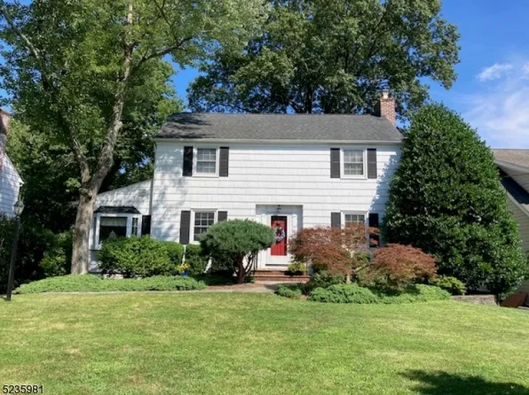 10 Loantaka Ter, Madison Boro, NJ 07940