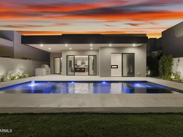 3035 E COOLIDGE Street, Phoenix, AZ 85016