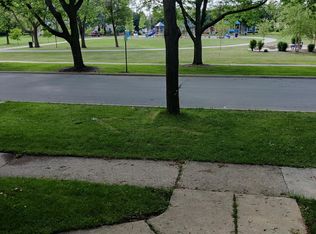 225 S Van Buren St, Green Bay, WI 54301