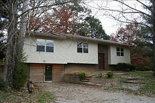 1st image of 1002 Lincoln Dr