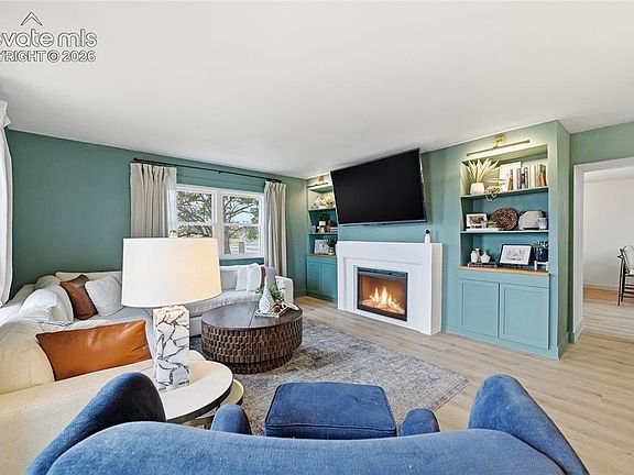 5th image of 6907 Gayle Lyn Ln