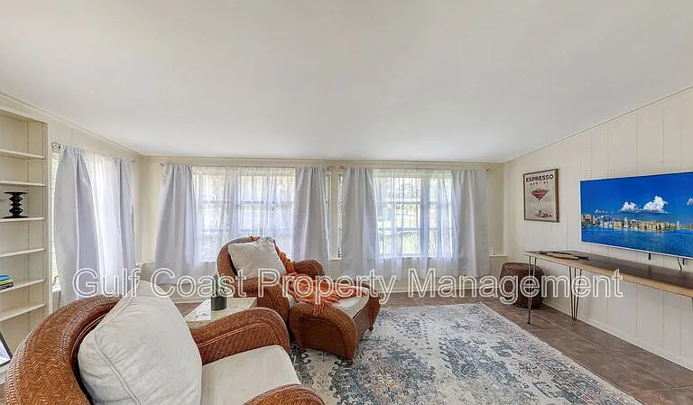 2551 Waneta Dr — Photo 11
