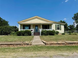326 N Bryan Ave, Mangum, OK 73554