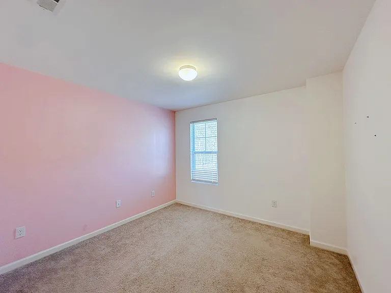 1060 Gibson Rd — Photo 15