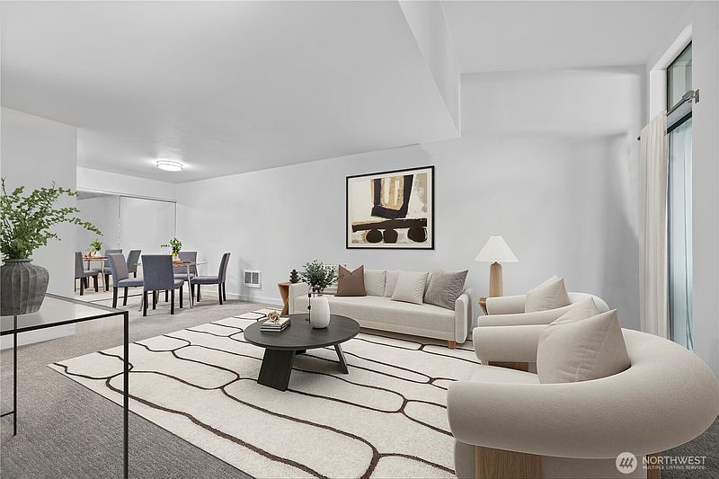 3rd image of 13932 NE 60th Street #150