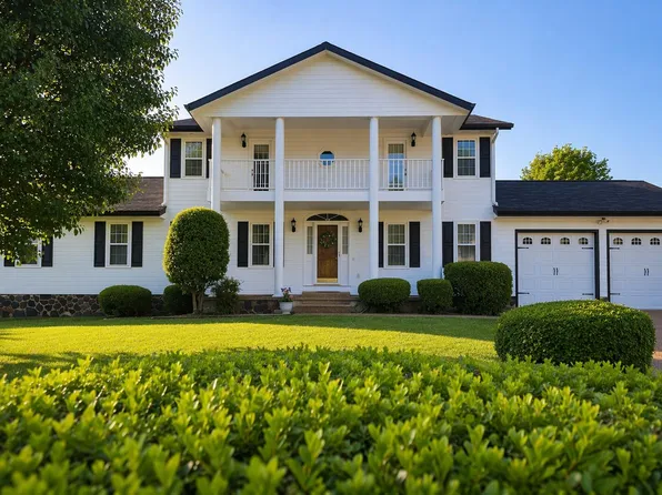 2805 Spicewood Ln, Ooltewah, TN 37363