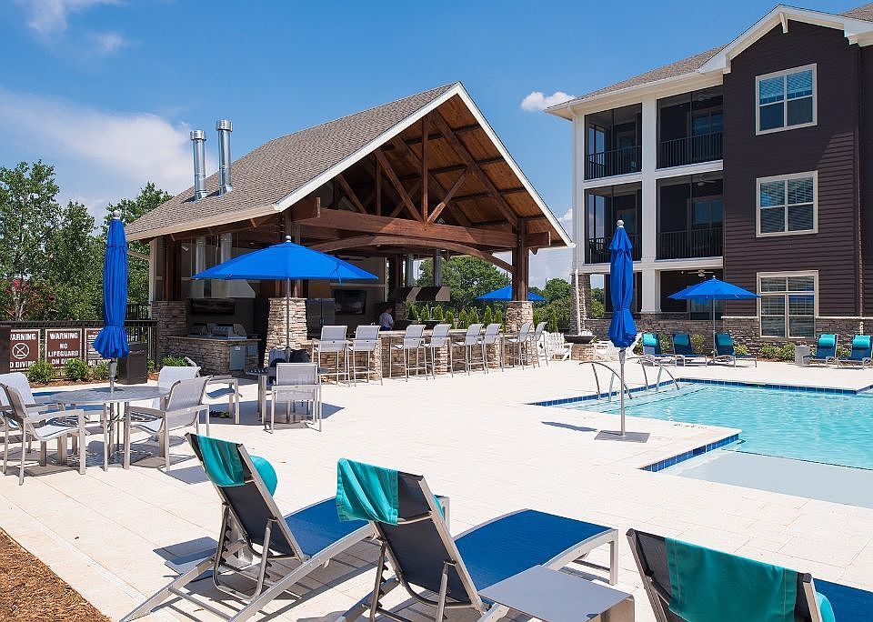 Silver Collection At The Park Apartment Rentals Huntersville, NC Zillow