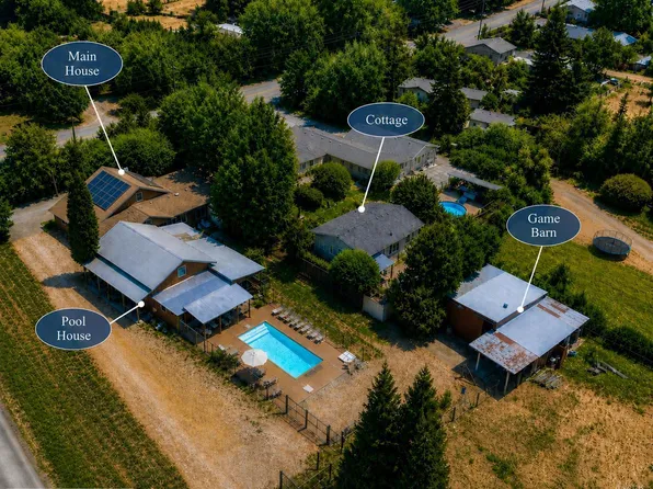 620 Dry Creek Road, Healdsburg, CA 95448