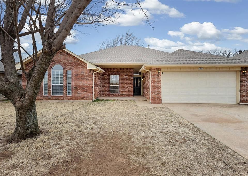 1st image of 713 Cactus Ct