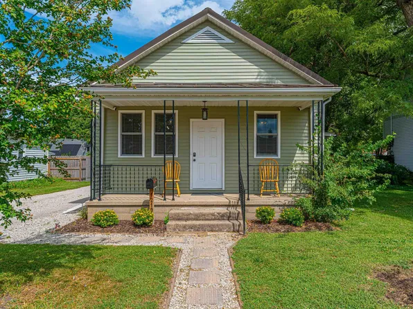 1210 Pulaski St, Lincoln, IL 62656