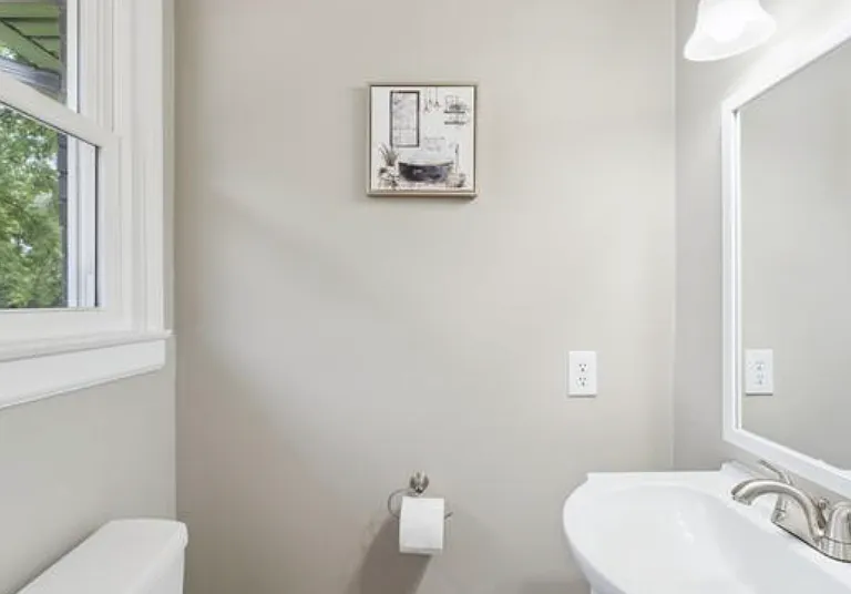 801 Lemont Dr — Photo 20