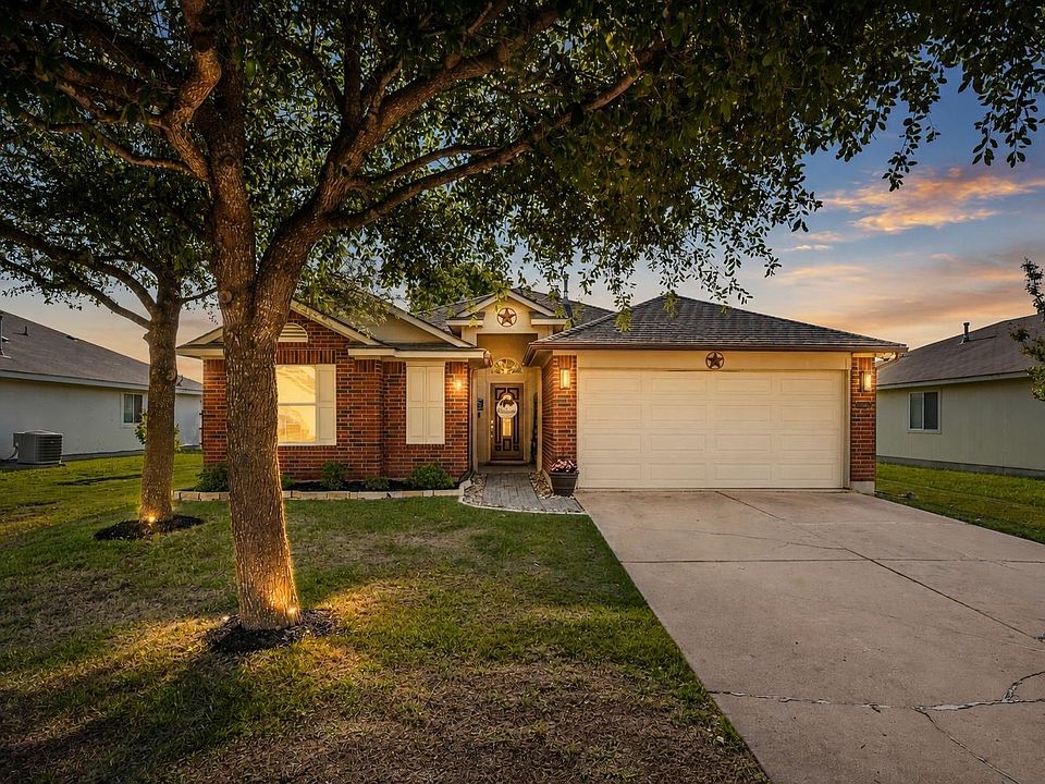 1st image of 303 McCoy Ln