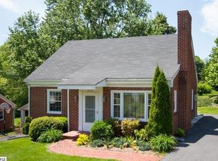 1618 Armstrong Ave, Staunton, VA 24401
