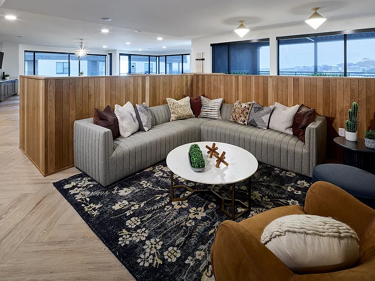 NEW South Building Resident Sky Lounge