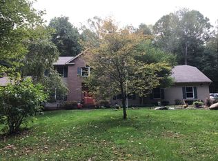 920 E Nimisila Rd, Akron, OH 44319