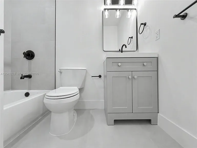 7493 SW 109th Pl — Photo 5