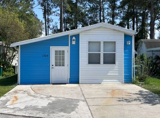 1324 Starlight Cir, Eustis, FL 32726