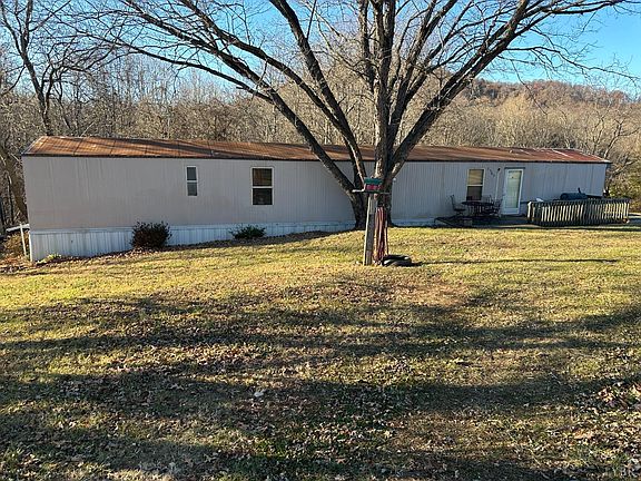 3rd image of 1363 Rexford Dr