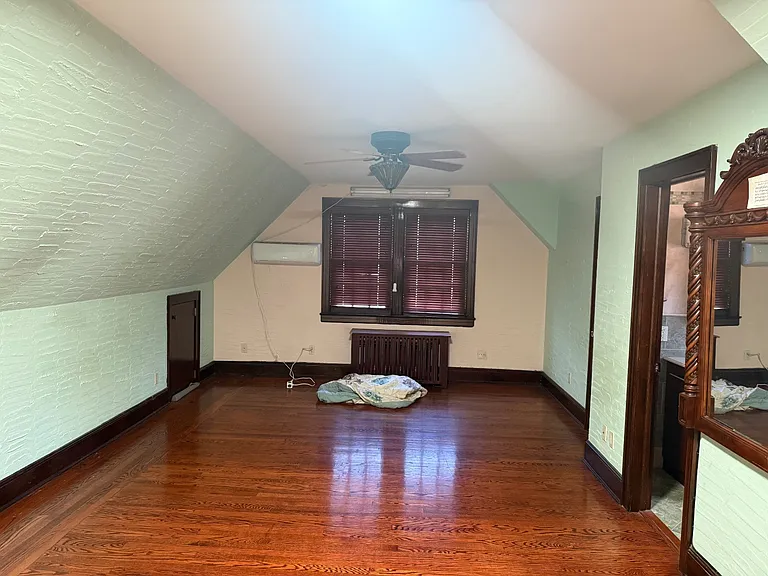 8337 Charlecote Rdg — Photo 23