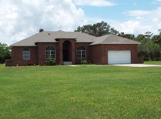 3681 Lake Harney Cir, Geneva, FL 32732