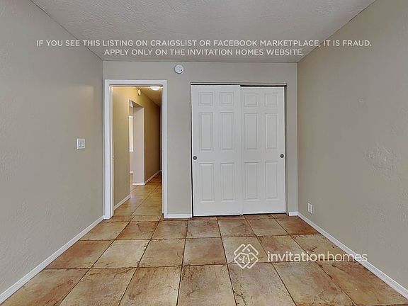 3rd image of 1215 E Winter Dr