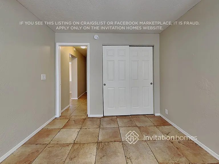 1215 E Winter Dr — Photo 3