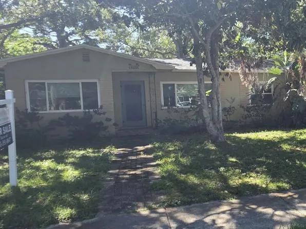 6120 9th Avenue S, Gulfport, FL 33707