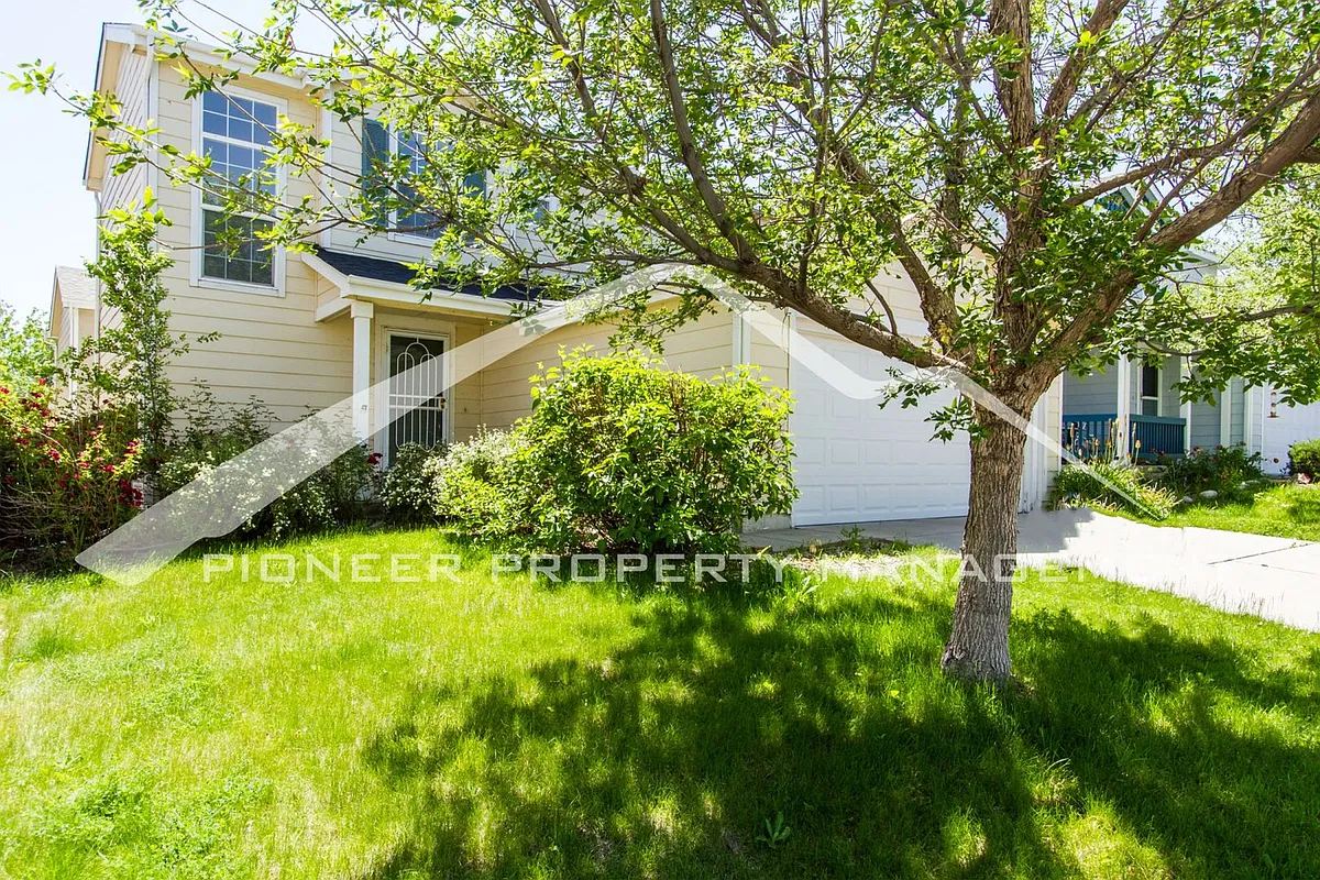 Building Photo - 8488 Kalamath Ct