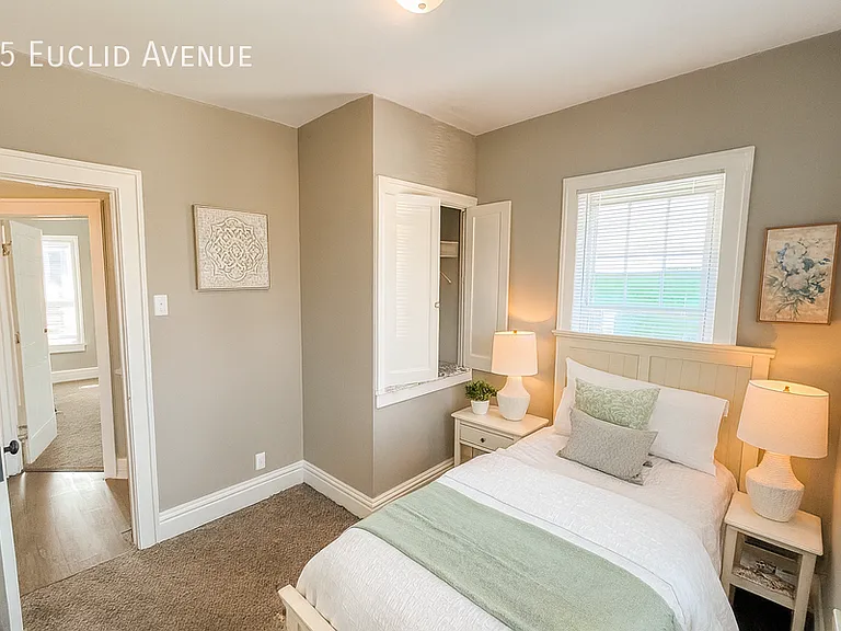 75 Euclid Ave — Photo 14