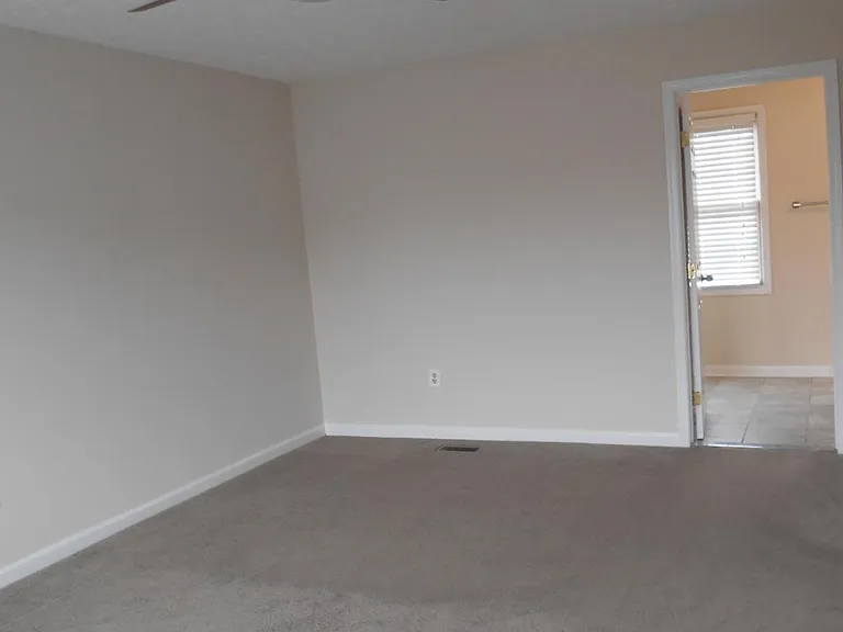 1905 Aircraft Ct — Photo 18