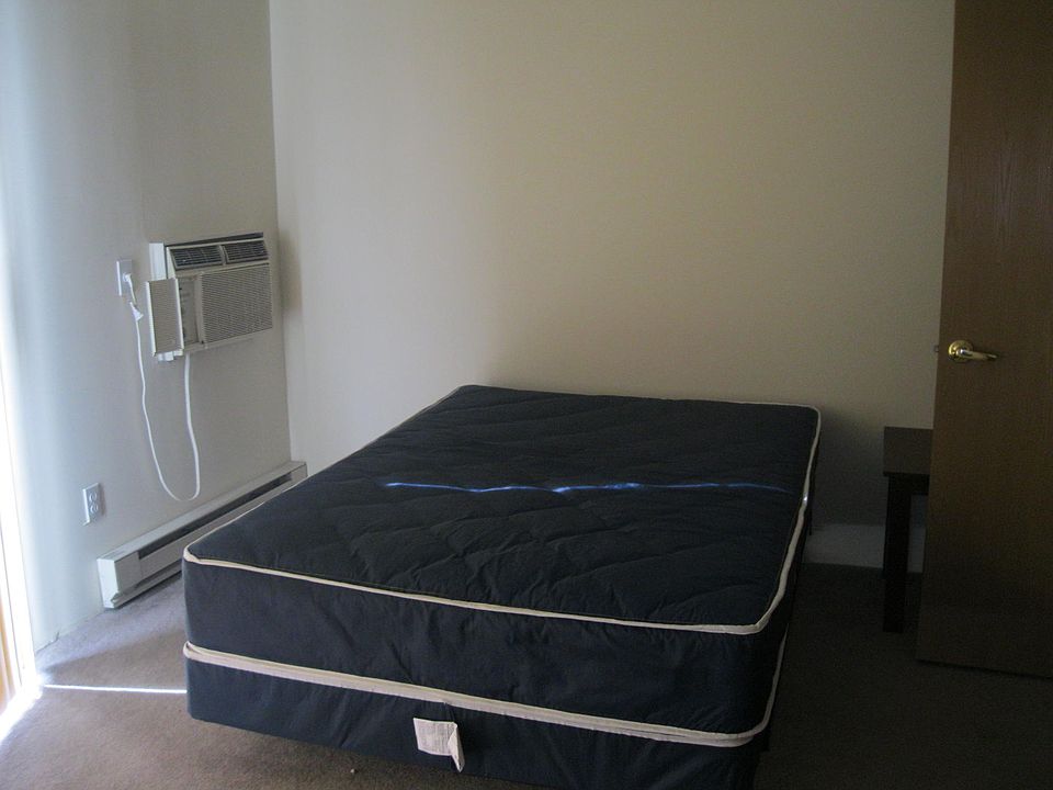 2nd image of 508 S 1st St APT 212