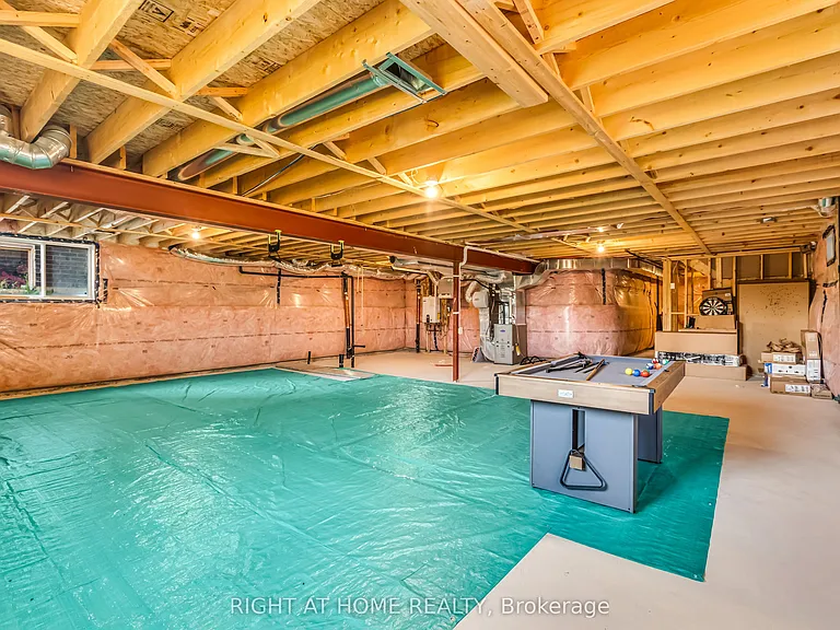 330 Gillespie Dr — Photo 44