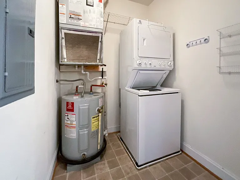 518 Clarice Ave #308 — Photo 51