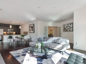 1045 On The Park Apartment Homes