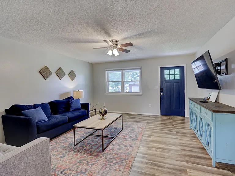1116 Roosevelt Ave — Photo 16