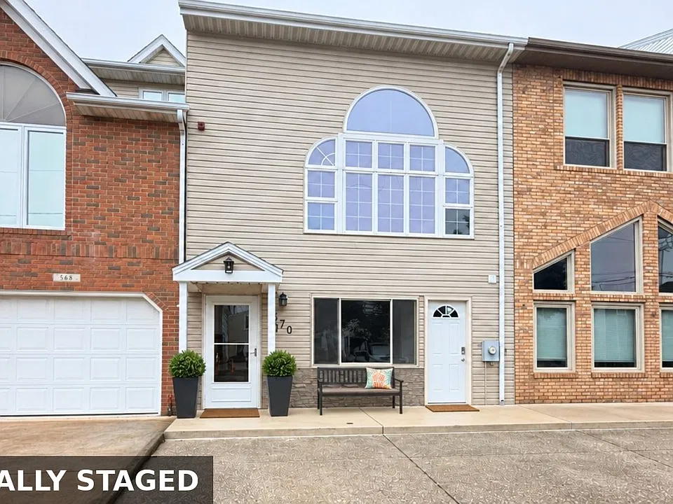 570 Bimini Dr