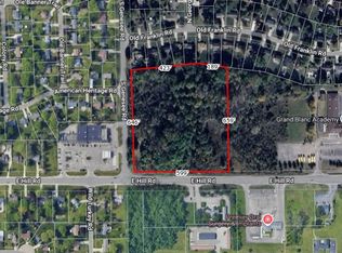 5555 S Genesee Rd, Grand Blanc, MI 48439