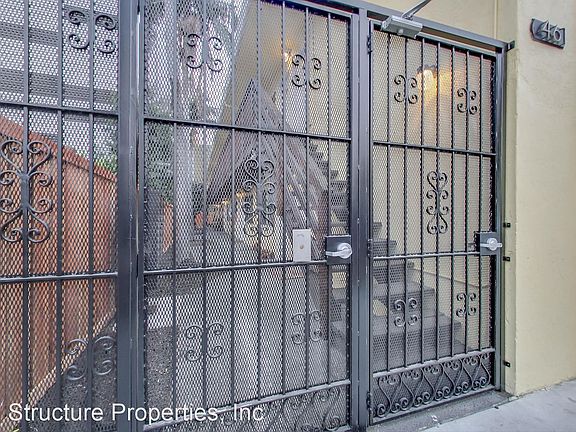 3rd image of 461 24th St #8955931