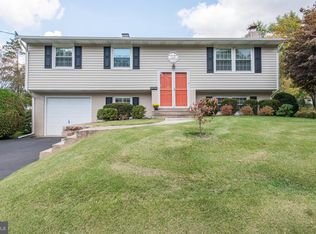 1619 Patricia Ave, Willow Grove, PA 19090