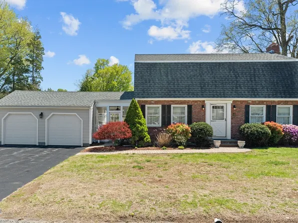 48 Day Hill Rd, Framingham, MA 01702