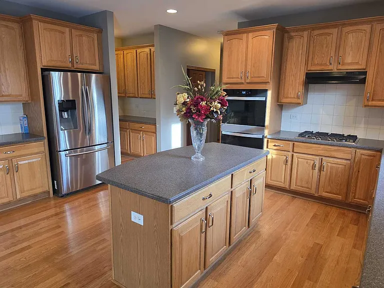 2350 Fishhook Way — Photo 6
