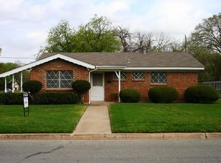 1356 Simpson Dr, Hurst, TX 76053