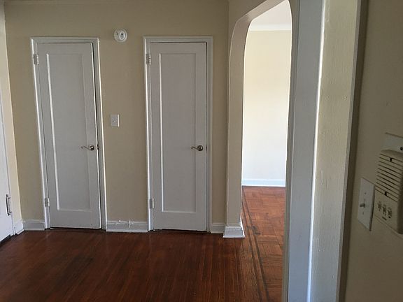3rd image of 77 Linden Blvd #4T