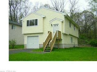 53 Coleman St, West Haven, CT 06516