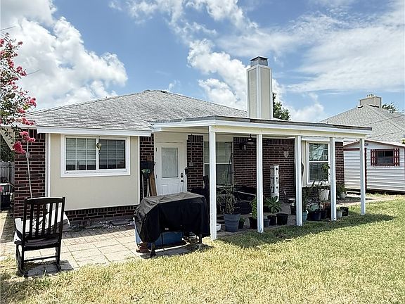 4th image of 2245 Ivy Dr
