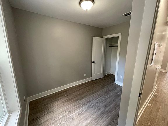 4th image of 26 Yale Ave #2R