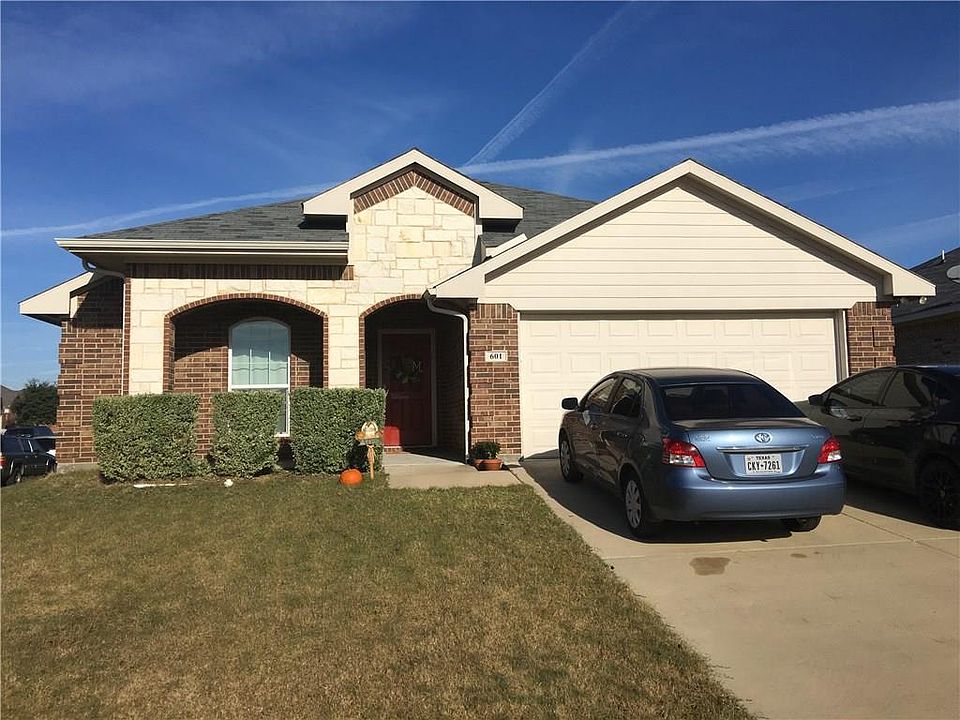 1st image of 601 Antonio Ln